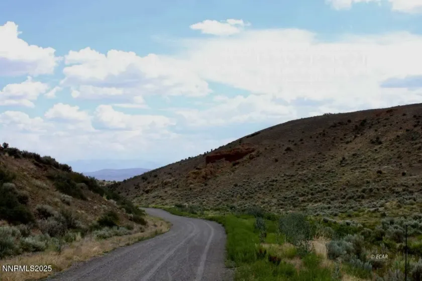 12.8 acres Snow Bowl Road, Elko, Nevada 89801, ,Land,Residential,Snow Bowl Road,250058160