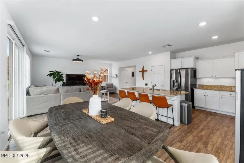 240 Willows Quest, Verdi, Nevada 89439, 4 Bedrooms Bedrooms, ,3 BathroomsBathrooms,Residential,Residential,Willows Quest,250058161