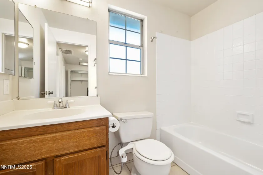 1770 Burnside, Sparks, Nevada 89434, 3 Bedrooms Bedrooms, ,3 BathroomsBathrooms,Residential,Residential,Burnside,250058162