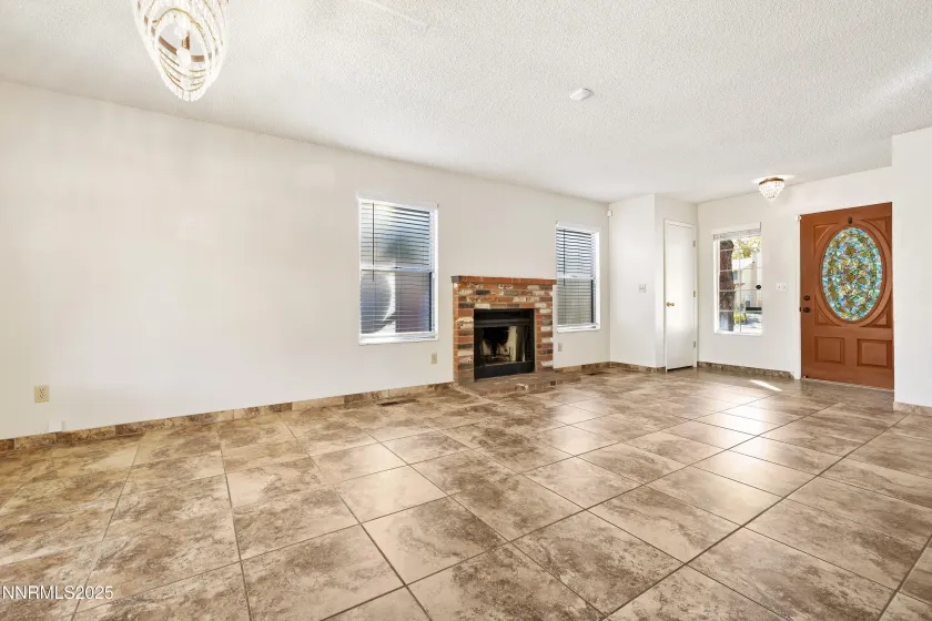 1770 Burnside, Sparks, Nevada 89434, 3 Bedrooms Bedrooms, ,3 BathroomsBathrooms,Residential,Residential,Burnside,250058162