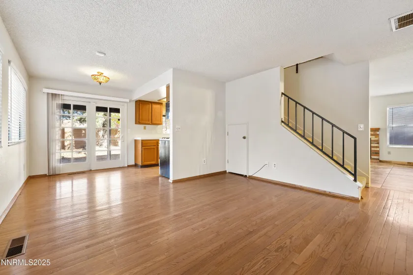 1770 Burnside, Sparks, Nevada 89434, 3 Bedrooms Bedrooms, ,3 BathroomsBathrooms,Residential,Residential,Burnside,250058162