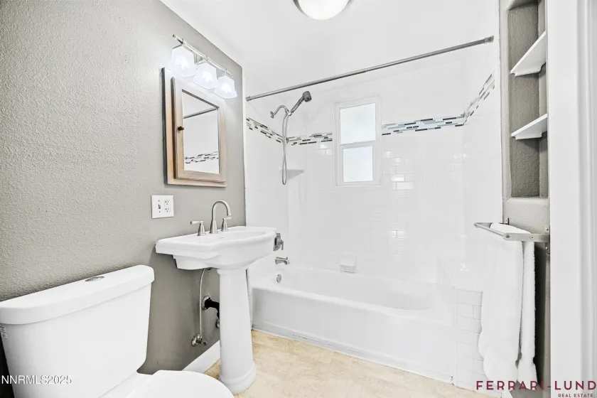 621 9th, Sparks, Nevada 89431, 2 Bedrooms Bedrooms, ,1 BathroomBathrooms,Residential,Residential,9th,250058166