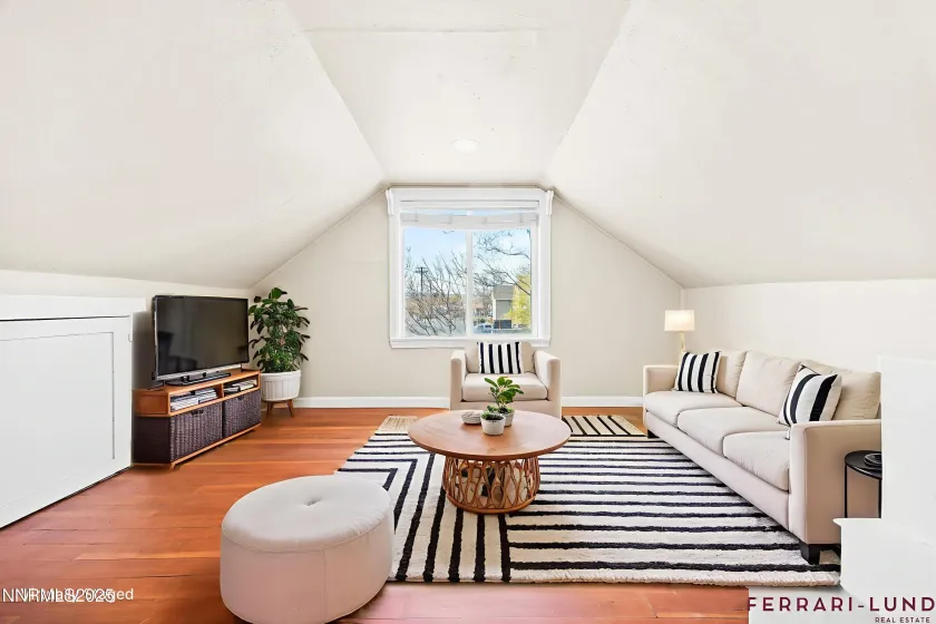 621 9th, Sparks, Nevada 89431, 2 Bedrooms Bedrooms, ,1 BathroomBathrooms,Residential,Residential,9th,250058166