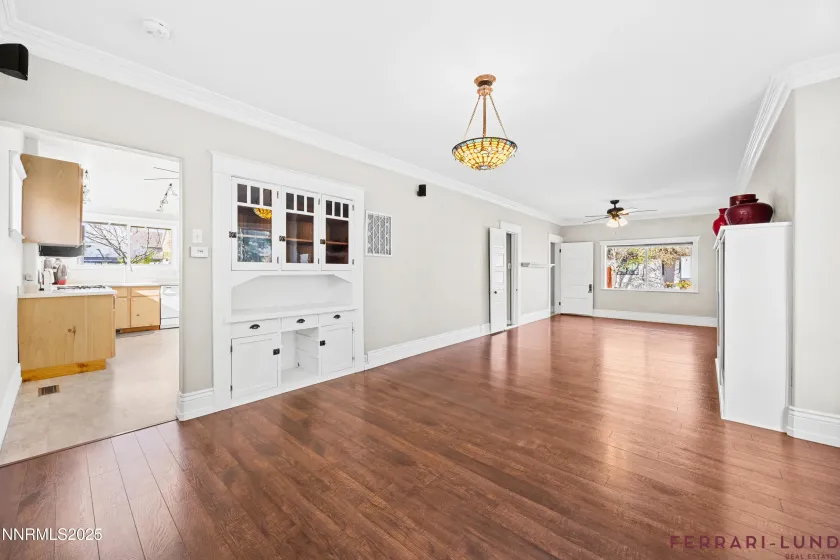 621 9th, Sparks, Nevada 89431, 2 Bedrooms Bedrooms, ,1 BathroomBathrooms,Residential,Residential,9th,250058166