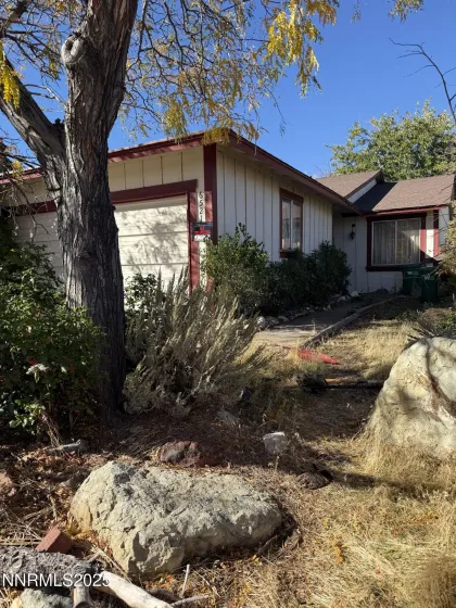 6521 Flower, Reno, Nevada 89506, 3 Bedrooms Bedrooms, ,2 BathroomsBathrooms,Residential,Residential,Flower,250058168