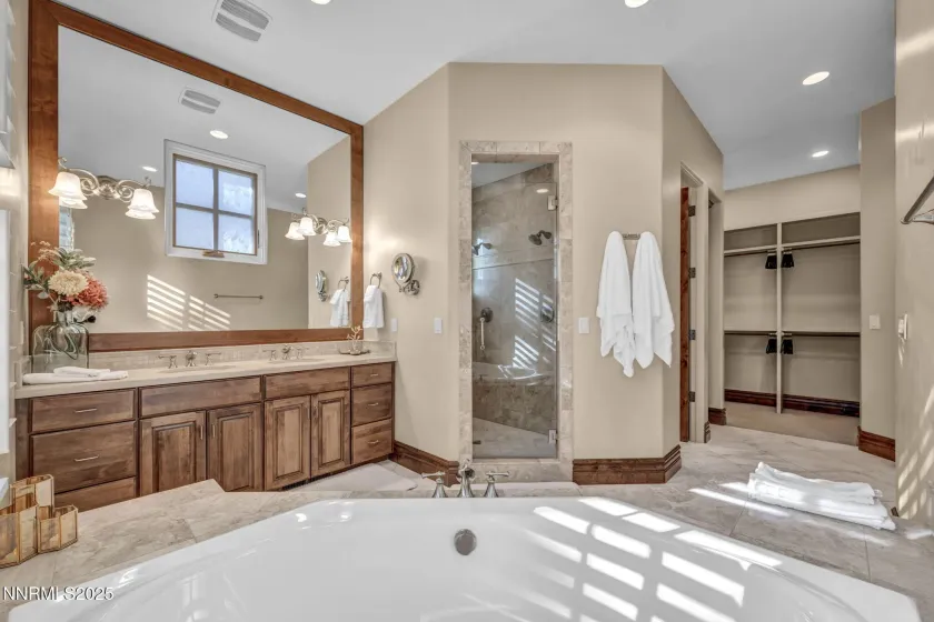 6554 Champetre, Reno, Nevada 89511, 3 Bedrooms Bedrooms, ,4 BathroomsBathrooms,Residential Lease,Manufactured,Champetre,250058169