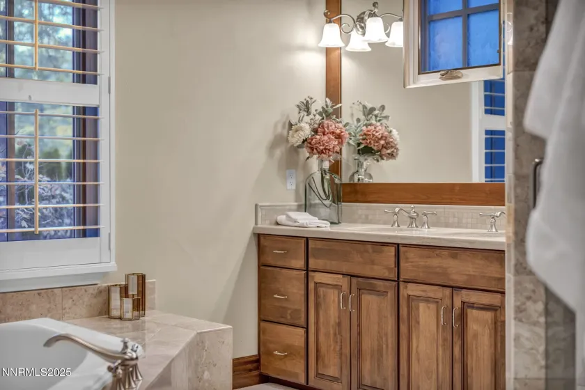 6554 Champetre, Reno, Nevada 89511, 3 Bedrooms Bedrooms, ,4 BathroomsBathrooms,Residential Lease,Manufactured,Champetre,250058169