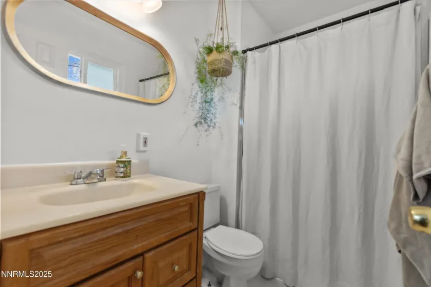 2860 Van Buren, Reno, Nevada 89503, 3 Bedrooms Bedrooms, ,2 BathroomsBathrooms,Residential,Residential,Van Buren,250058172