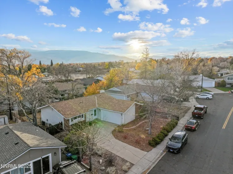 2860 Van Buren, Reno, Nevada 89503, 3 Bedrooms Bedrooms, ,2 BathroomsBathrooms,Residential,Residential,Van Buren,250058172