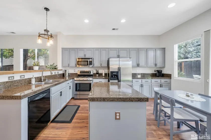 10577 Eagle Falls, Reno, Nevada 89521, 3 Bedrooms Bedrooms, ,2 BathroomsBathrooms,Residential Lease,Manufactured,Eagle Falls,250058173