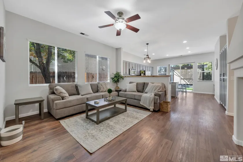 10577 Eagle Falls, Reno, Nevada 89521, 3 Bedrooms Bedrooms, ,2 BathroomsBathrooms,Residential Lease,Manufactured,Eagle Falls,250058173