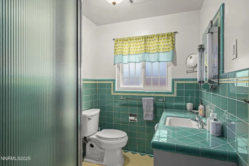 2260 Sunrise, Reno, Nevada 89509, 4 Bedrooms Bedrooms, ,4 BathroomsBathrooms,Residential,Residential,Sunrise,250058177