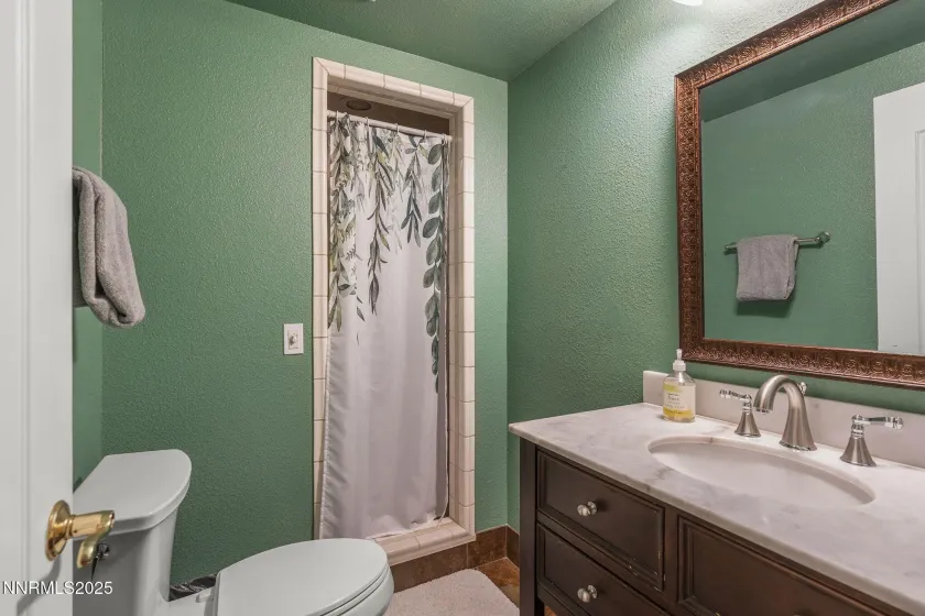 2260 Sunrise, Reno, Nevada 89509, 4 Bedrooms Bedrooms, ,4 BathroomsBathrooms,Residential,Residential,Sunrise,250058177