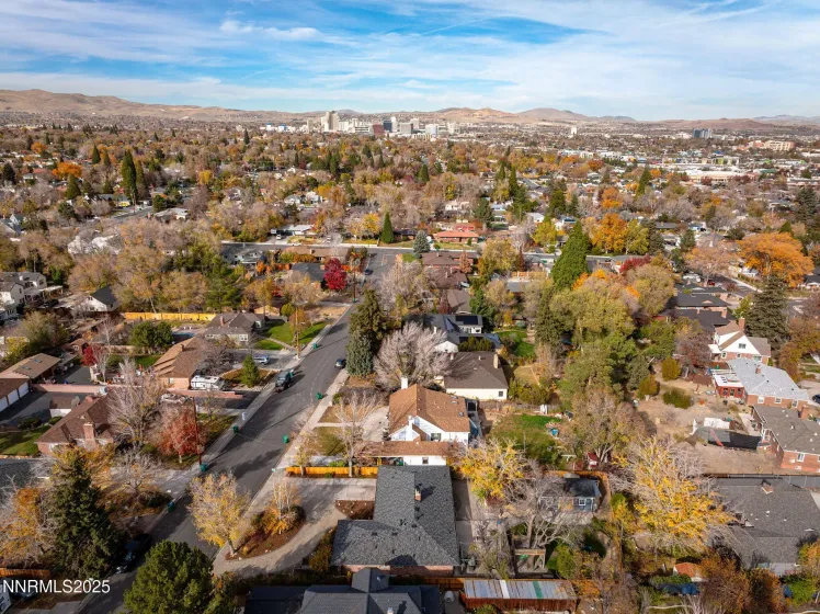2260 Sunrise, Reno, Nevada 89509, 4 Bedrooms Bedrooms, ,4 BathroomsBathrooms,Residential,Residential,Sunrise,250058177