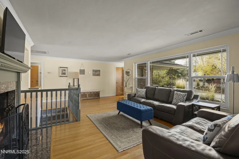 2260 Sunrise, Reno, Nevada 89509, 4 Bedrooms Bedrooms, ,4 BathroomsBathrooms,Residential,Residential,Sunrise,250058177