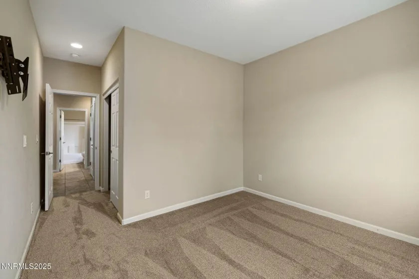 10777 Grayslake, Reno, Nevada 89521, 3 Bedrooms Bedrooms, ,2 BathroomsBathrooms,Residential,Residential,Grayslake,250058180