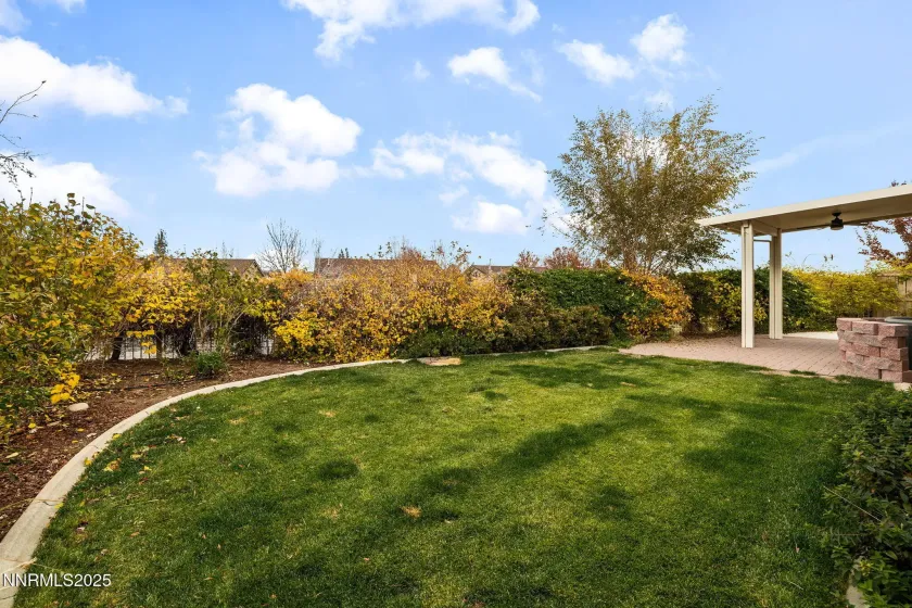 10777 Grayslake, Reno, Nevada 89521, 3 Bedrooms Bedrooms, ,2 BathroomsBathrooms,Residential,Residential,Grayslake,250058180