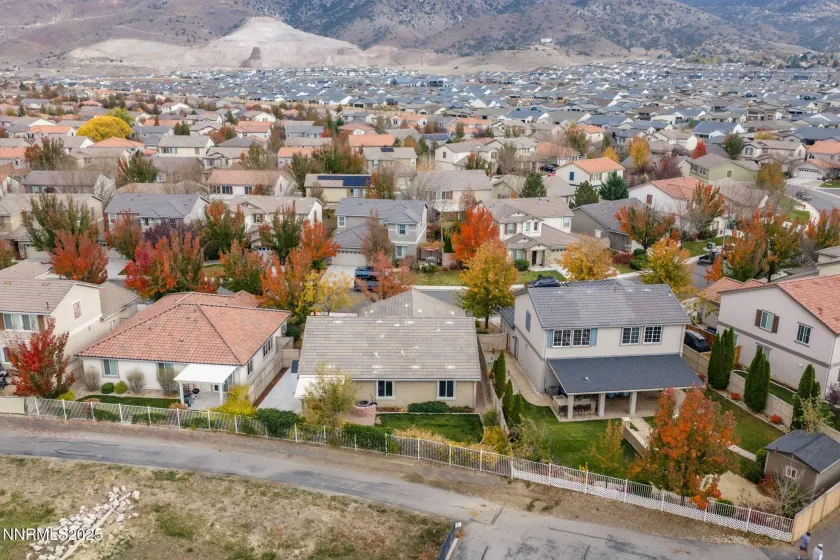 10777 Grayslake, Reno, Nevada 89521, 3 Bedrooms Bedrooms, ,2 BathroomsBathrooms,Residential,Residential,Grayslake,250058180