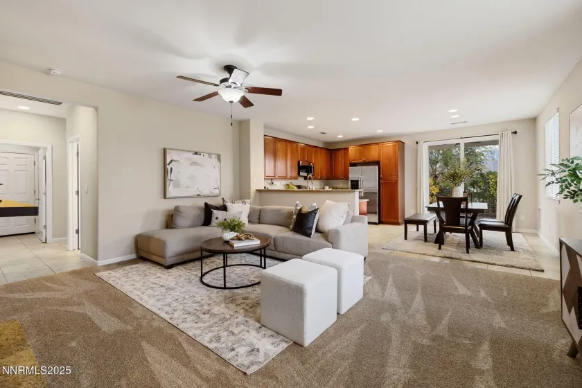 10777 Grayslake, Reno, Nevada 89521, 3 Bedrooms Bedrooms, ,2 BathroomsBathrooms,Residential,Residential,Grayslake,250058180