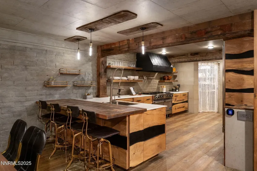 1825 Manzanita, Reno, Nevada 89509, 5 Bedrooms Bedrooms, ,4 BathroomsBathrooms,Residential,Residential,Manzanita,250058182