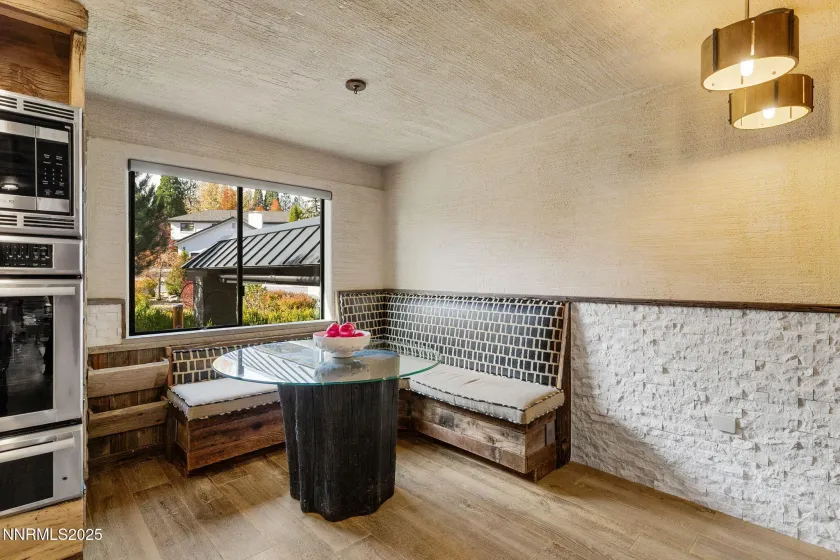 1825 Manzanita, Reno, Nevada 89509, 5 Bedrooms Bedrooms, ,4 BathroomsBathrooms,Residential,Residential,Manzanita,250058182