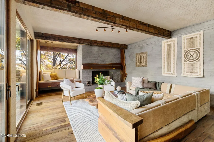 1825 Manzanita, Reno, Nevada 89509, 5 Bedrooms Bedrooms, ,4 BathroomsBathrooms,Residential,Residential,Manzanita,250058182