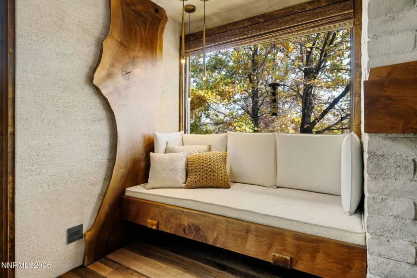 1825 Manzanita, Reno, Nevada 89509, 5 Bedrooms Bedrooms, ,4 BathroomsBathrooms,Residential,Residential,Manzanita,250058182