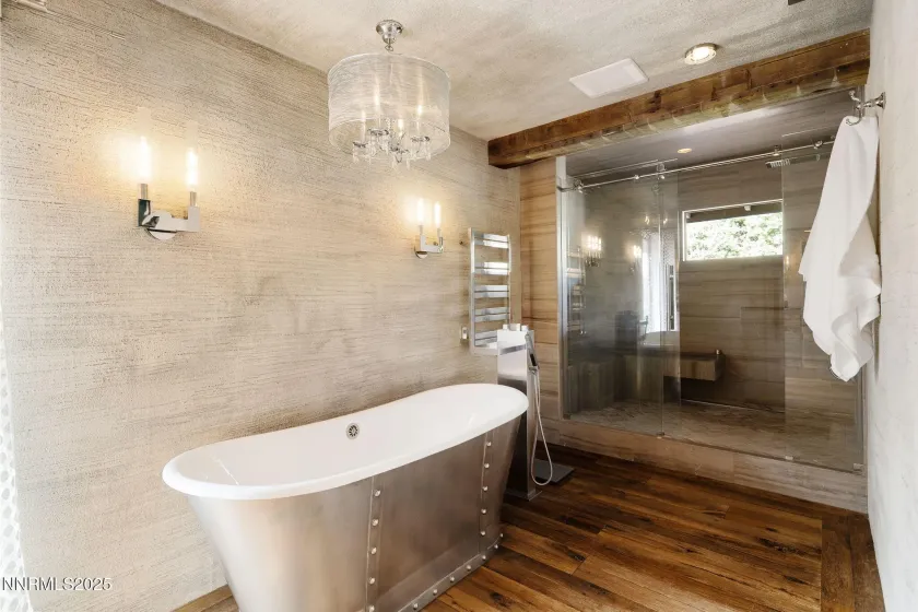 1825 Manzanita, Reno, Nevada 89509, 5 Bedrooms Bedrooms, ,4 BathroomsBathrooms,Residential,Residential,Manzanita,250058182