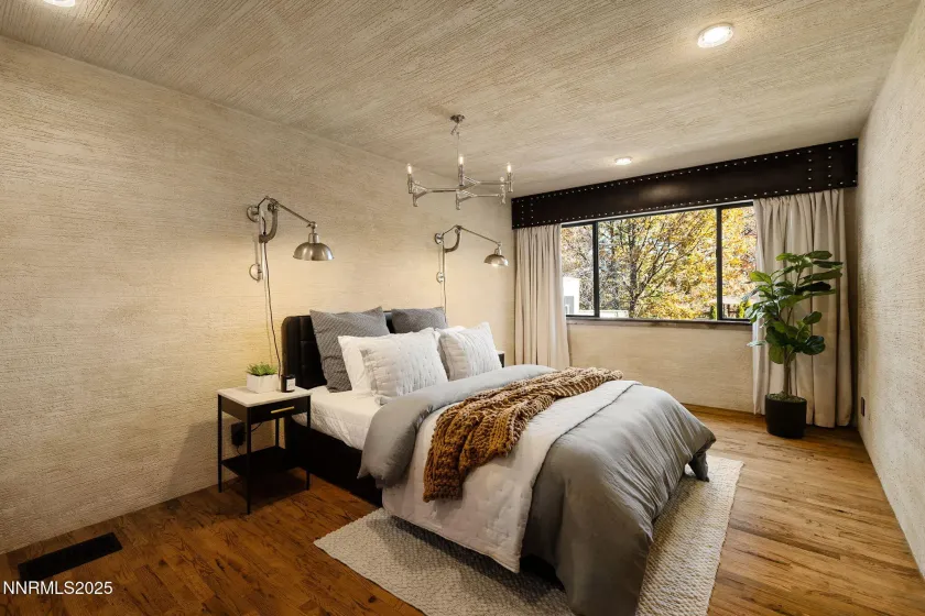 1825 Manzanita, Reno, Nevada 89509, 5 Bedrooms Bedrooms, ,4 BathroomsBathrooms,Residential,Residential,Manzanita,250058182