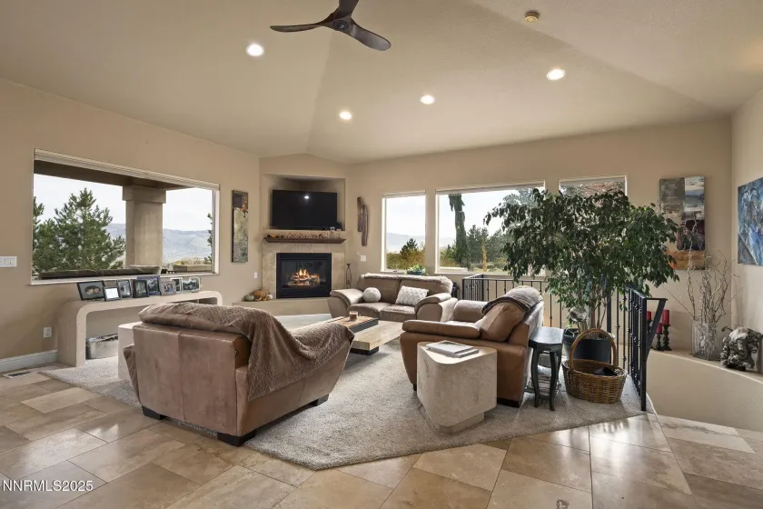 1255 Springer, Reno, Nevada 89511, 4 Bedrooms Bedrooms, ,4 BathroomsBathrooms,Residential,Residential,Springer,250058184