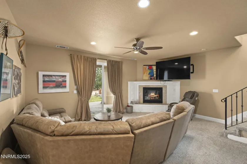 1255 Springer, Reno, Nevada 89511, 4 Bedrooms Bedrooms, ,4 BathroomsBathrooms,Residential,Residential,Springer,250058184