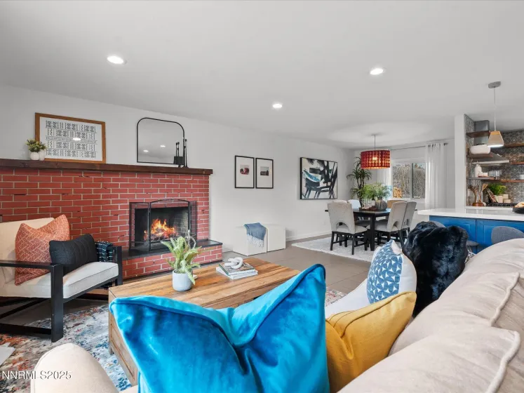 2955 Scholl, Reno, Nevada 89503, 3 Bedrooms Bedrooms, ,3 BathroomsBathrooms,Residential,Residential,Scholl,250058185