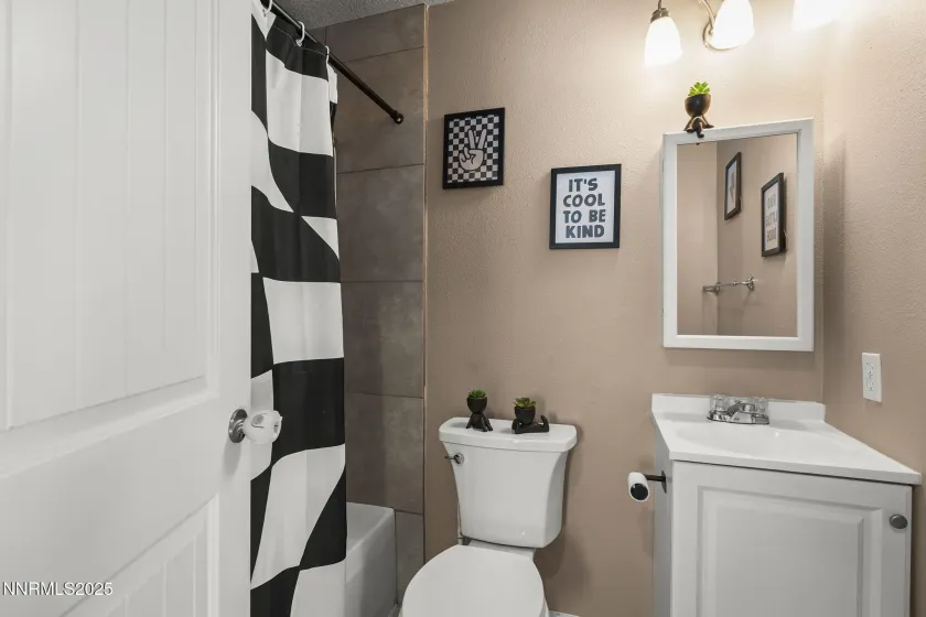 11600 Tupelo, Reno, Nevada 89506, 3 Bedrooms Bedrooms, ,2 BathroomsBathrooms,Residential,Residential,Tupelo,250058186