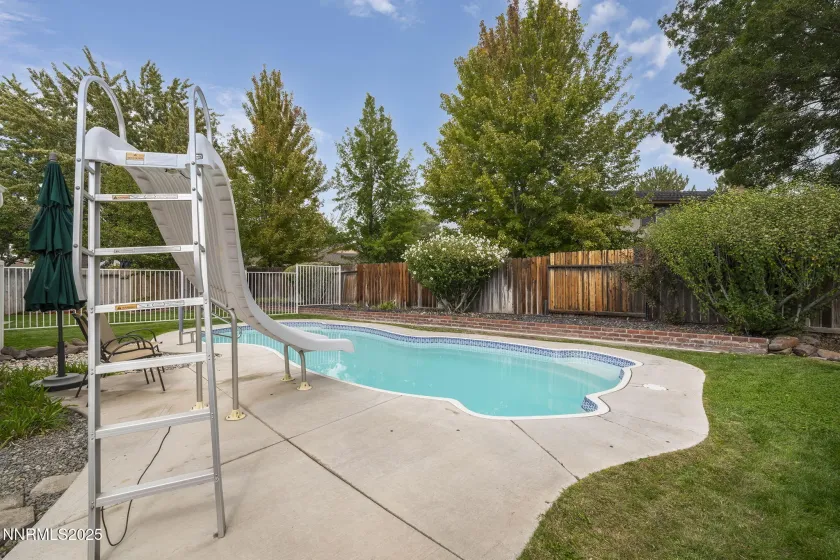 2252 Sycamore Glen, Sparks, Nevada 89434, 4 Bedrooms Bedrooms, ,3 BathroomsBathrooms,Residential,Residential,Sycamore Glen,250058187