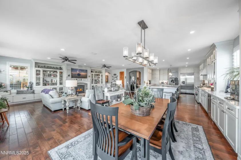 605 Hay Bale, Sparks, Nevada 89441, 4 Bedrooms Bedrooms, ,3 BathroomsBathrooms,Residential,Residential,Hay Bale,250058188