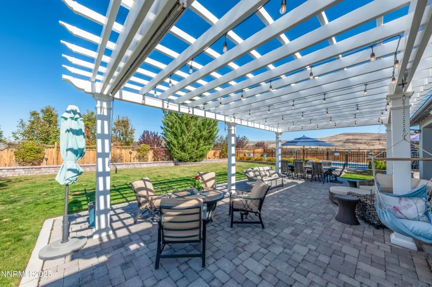 605 Hay Bale, Sparks, Nevada 89441, 4 Bedrooms Bedrooms, ,3 BathroomsBathrooms,Residential,Residential,Hay Bale,250058188