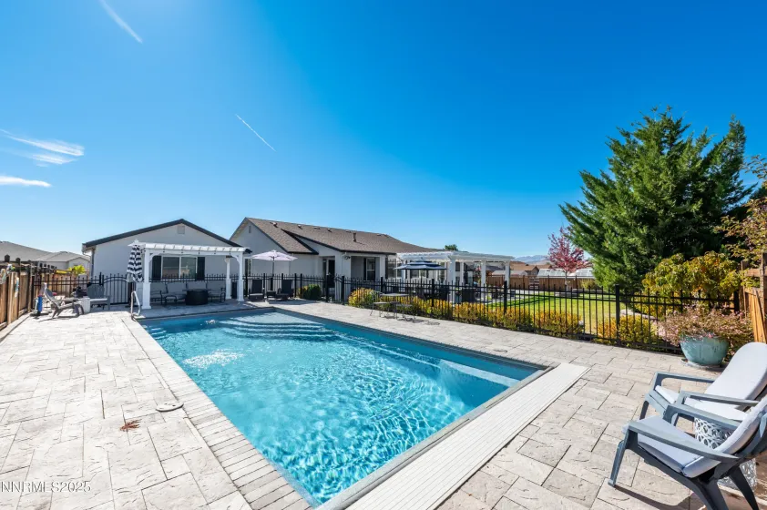 605 Hay Bale, Sparks, Nevada 89441, 4 Bedrooms Bedrooms, ,3 BathroomsBathrooms,Residential,Residential,Hay Bale,250058188