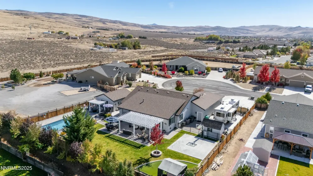 605 Hay Bale, Sparks, Nevada 89441, 4 Bedrooms Bedrooms, ,3 BathroomsBathrooms,Residential,Residential,Hay Bale,250058188