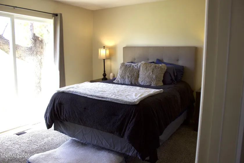 942 Riverview, Gardnerville, Nevada 89460, 3 Bedrooms Bedrooms, ,2 BathroomsBathrooms,Residential,Residential,Riverview,250058190