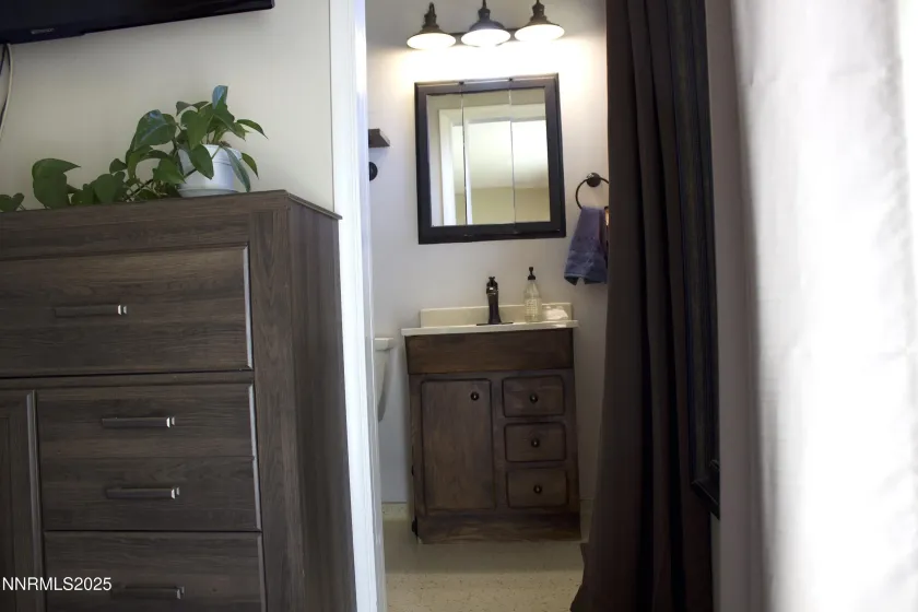 942 Riverview, Gardnerville, Nevada 89460, 3 Bedrooms Bedrooms, ,2 BathroomsBathrooms,Residential,Residential,Riverview,250058190