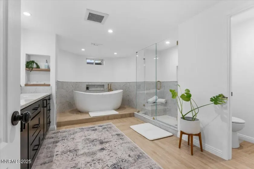 1600 Belford Road, Reno, Nevada 89509, 4 Bedrooms Bedrooms, ,4 BathroomsBathrooms,Residential,Residential,Belford Road,250058194