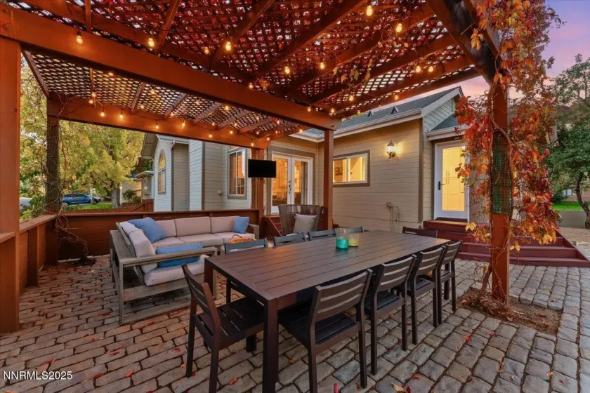 1600 Belford Road, Reno, Nevada 89509, 4 Bedrooms Bedrooms, ,4 BathroomsBathrooms,Residential,Residential,Belford Road,250058194