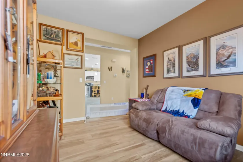 5227 Vista Heights, Sparks, Nevada 89436, 3 Bedrooms Bedrooms, ,3 BathroomsBathrooms,Residential,Residential,Vista Heights,250058195