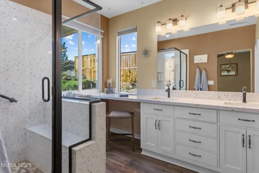 5227 Vista Heights, Sparks, Nevada 89436, 3 Bedrooms Bedrooms, ,3 BathroomsBathrooms,Residential,Residential,Vista Heights,250058195