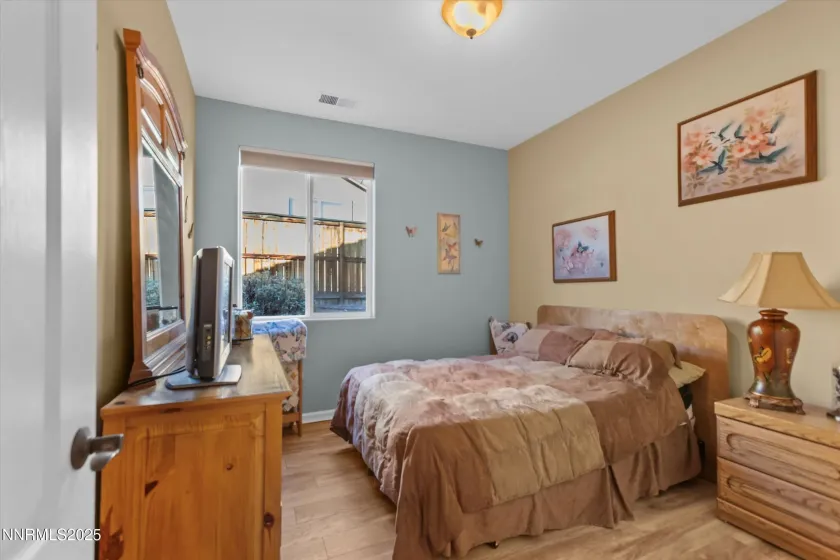 5227 Vista Heights, Sparks, Nevada 89436, 3 Bedrooms Bedrooms, ,3 BathroomsBathrooms,Residential,Residential,Vista Heights,250058195