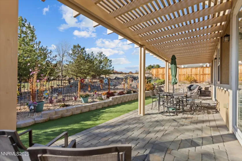 5227 Vista Heights, Sparks, Nevada 89436, 3 Bedrooms Bedrooms, ,3 BathroomsBathrooms,Residential,Residential,Vista Heights,250058195