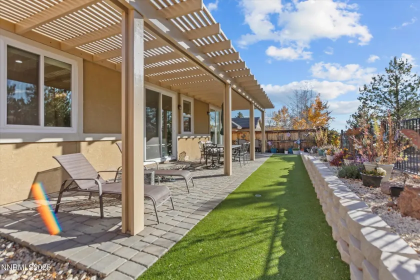 5227 Vista Heights, Sparks, Nevada 89436, 3 Bedrooms Bedrooms, ,3 BathroomsBathrooms,Residential,Residential,Vista Heights,250058195