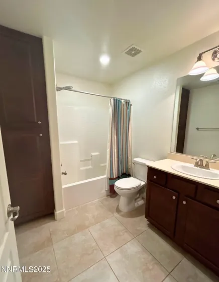 7635 Souverain, Reno, Nevada 89506, 4 Bedrooms Bedrooms, ,3 BathroomsBathrooms,Residential Lease,Manufactured,Souverain,250058196