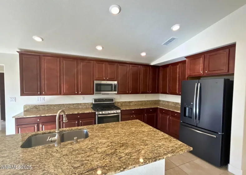 7635 Souverain, Reno, Nevada 89506, 4 Bedrooms Bedrooms, ,3 BathroomsBathrooms,Residential Lease,Manufactured,Souverain,250058196