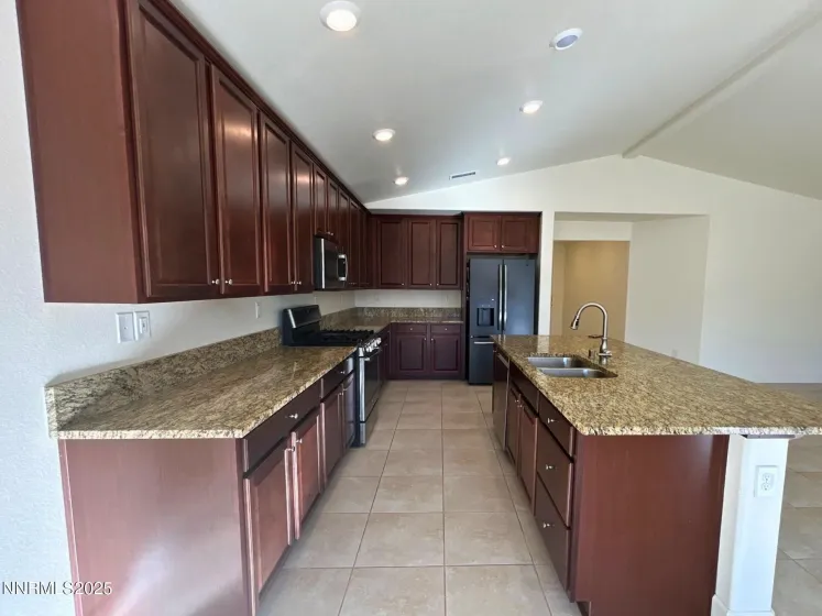 7635 Souverain, Reno, Nevada 89506, 4 Bedrooms Bedrooms, ,3 BathroomsBathrooms,Residential Lease,Manufactured,Souverain,250058196